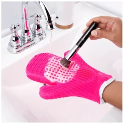 Sigma 2X Sigma Spa® Brush Cleaning Glove - Pink -Fashion Cosmetics Store 11149542 1444898167086903
