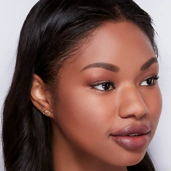 Too Faced Soleil Bronzer - Dark Chocolate 8g 6 Too Faced Soleil Bronzer - Dark Chocolate 8g - Image 4