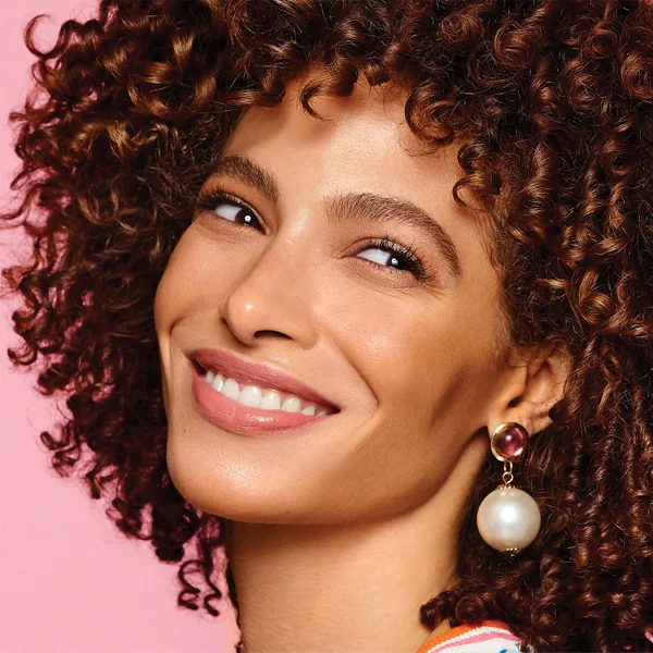 Benefit High Beam Satiny Pink Liquid Highlighter 6 Benefit High Beam Satiny Pink Liquid Highlighter - Image 4