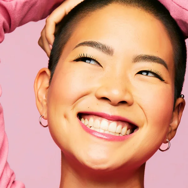 Benefit GoGo Tint Bright Cherry Tinted Lip & Cheek Stain 6ml 6 Benefit GoGo Tint Bright Cherry Tinted Lip & Cheek Stain 6ml - Image 4