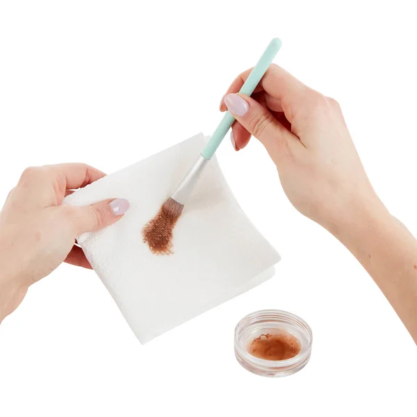 ISOCLEAN Makeup Brush Cleaner With Detachable Dip Tray 165ml 7 ISOCLEAN Makeup Brush Cleaner With Detachable Dip Tray 165ml - Image 5