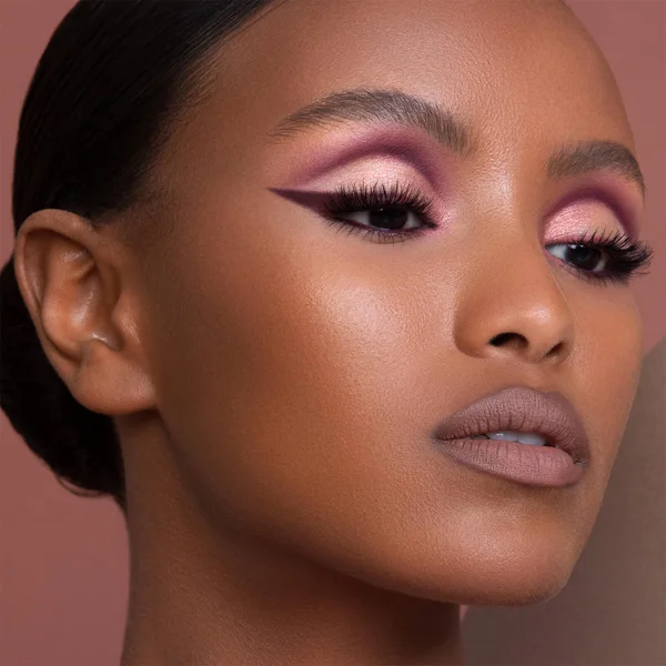 Natasha Denona Retro Palette 8 Natasha Denona Retro Palette - Image 6