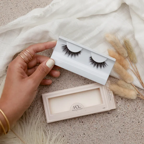 House Of Lashes - Iconic Lite 8 House Of Lashes - Iconic Lite - Image 6