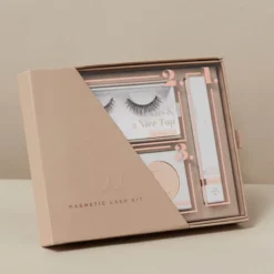 Lola's Lashes Jeans And A Nice Top Magnetic Eyelash Kit 8 Lola's Lashes Jeans And A Nice Top Magnetic Eyelash Kit -Fashion Cosmetics Store 13308322 1064933733364270