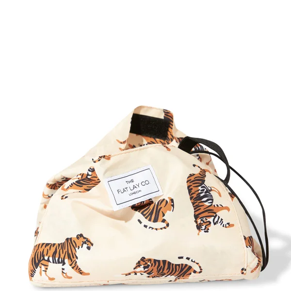 The Flat Lay Co. Drawstring Bag - Beige Tigers 4 The Flat Lay Co. Drawstring Bag - Beige Tigers - Image 2
