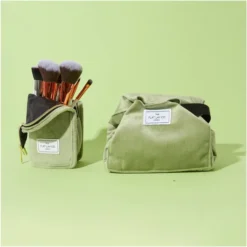 The Flat Lay Co. Drawstring Bag - Sage Green Velvet -Fashion Cosmetics Store 13308332 1845045689300635
