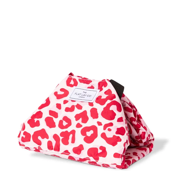 The Flat Lay Co. Drawstring Bag - Pink Leopard 4 The Flat Lay Co. Drawstring Bag - Pink Leopard - Image 2