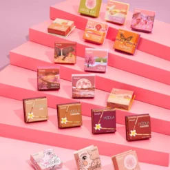 Benefit Hoola Matte Bronzer Mini 2.5g 10 Benefit Hoola Matte Bronzer Mini 2.5g -Fashion Cosmetics Store 13713961 3234952643988959