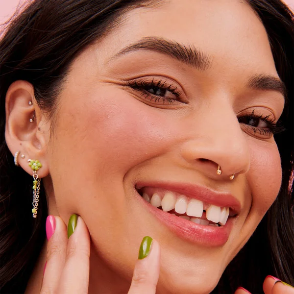 Benefit Moone Deep Berry Blush Powder 6g 4 Benefit Moone Deep Berry Blush Powder 6g - Image 2