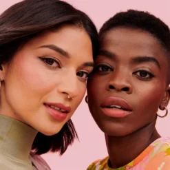 Benefit Crystah Strawberry Pink Blush Powder 6g -Fashion Cosmetics Store 13713974 1324952645157687