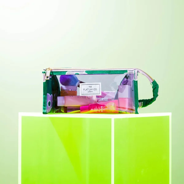 The Flat Lay Co. Open Flat Makeup Jelly Box Bag - Lilac Flower On Green 7 The Flat Lay Co. Open Flat Makeup Jelly Box Bag - Lilac Flower On Green - Image 5