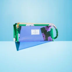 The Flat Lay Co. Open Flat Makeup Jelly Box Bag - Lilac Flower On Green 11 The Flat Lay Co. Open Flat Makeup Jelly Box Bag - Lilac Flower On Green -Fashion Cosmetics Store 13834087 3684964327738463