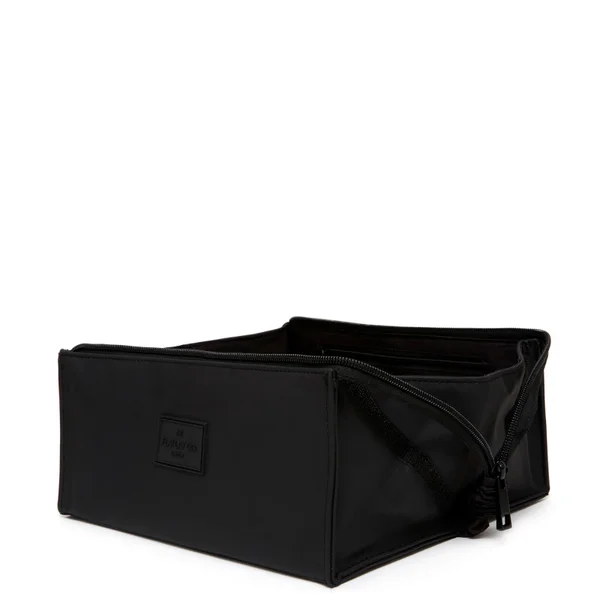 The Flat Lay Co. Unisex Box Sponge Bag In Black 5 The Flat Lay Co. Unisex Box Sponge Bag In Black - Image 3