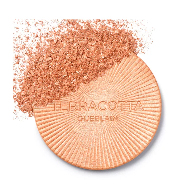 GUERLAIN Terracotta Luminizer The Shimmering Powder Highlighting And Golden Glow 62g (Various Shades) 4 GUERLAIN Terracotta Luminizer The Shimmering Powder Highlighting And Golden Glow 62g (Various Shades) - Image 2