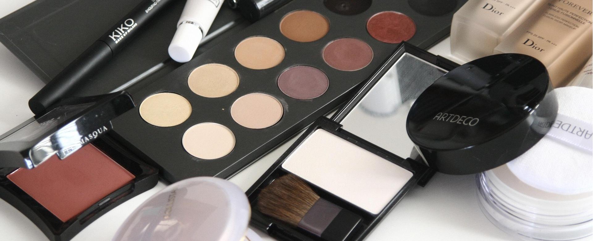 Fashion Cosmetics Store 1 Fashion Cosmetics Store -Fashion Cosmetics Store cosmetics 1063134 1920